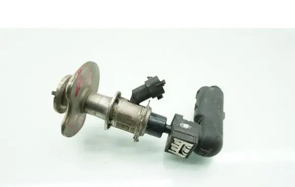 Audi A4 S4 B9 8W Fuel injector 0444021072