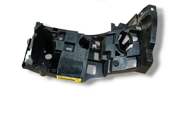 BMW X7 G07 Rear bumper mounting bracket 8069901 51128069901