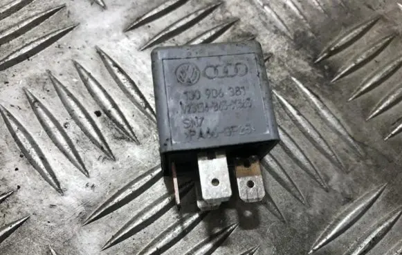 Volkswagen New Beetle Other relay 1j0906381 429