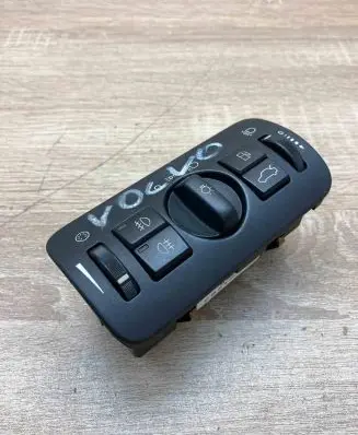 Volvo V70 Light switch 30739415 04066302