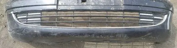 Peugeot 807 Front bumper juodas