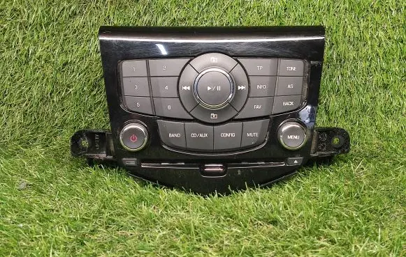 Chevrolet Cruze Head unit multimedia control 96948422