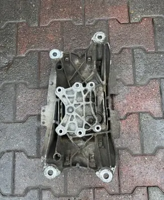 Audi A6 S6 C7 4G Gearbox mounting bracket 