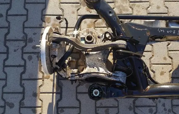 Rover Range Rover Stub axle 