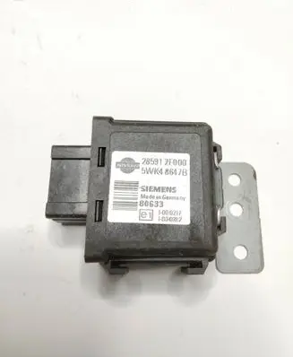 Nissan Navara D22 Immobilizer control unit/module 285912F000 5WK48647B 80633