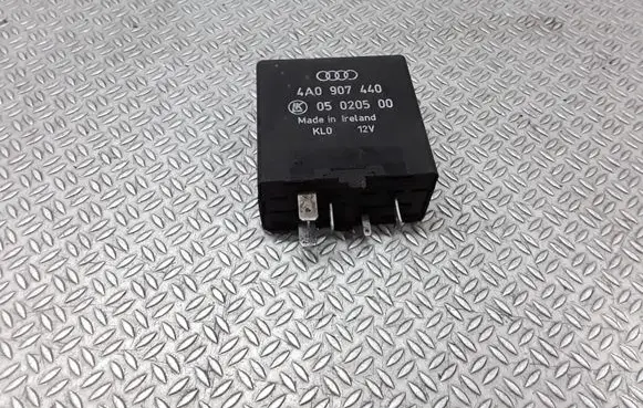 Audi A6 S6 C5 4B Other relay 4A0907440