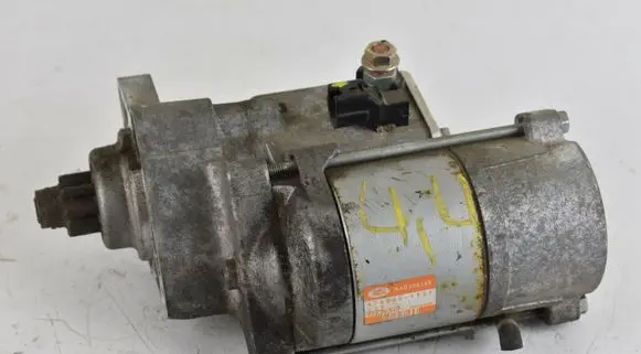 Land Rover Discovery 3 - LR3 Starter motor NAD500160