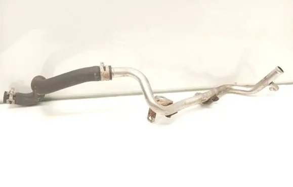 Toyota Auris 150 Engine coolant pipe/hose