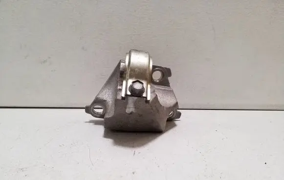 Nissan Qashqai J12 Driveshaft support bearing bracket 397743238R