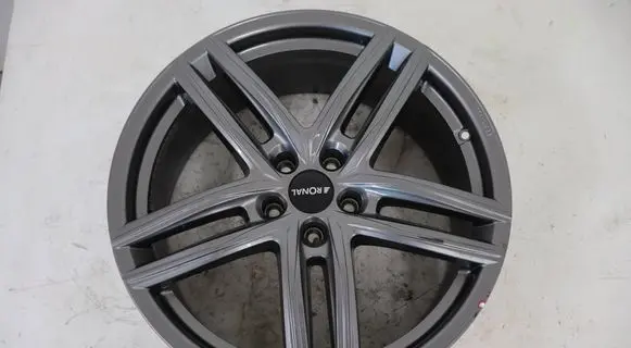 Lexus RX 450H R20 alloy rim