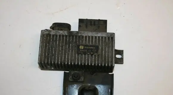 Volvo S40, V40 Glow plug pre-heat relay 7700111525