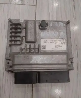 Seat Ibiza IV (6J,6P) Engine control unit/module ECU 03P906021BE