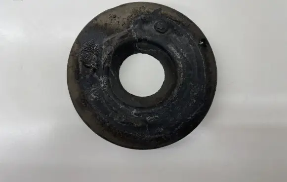 Volkswagen PASSAT B6 Rear coil spring rubber mount 1K0512149B