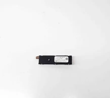 Mercedes-Benz B W247 Aerial antenna amplifier A2139056500