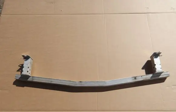 Opel Mokka B Front bumper support beam 9834979580