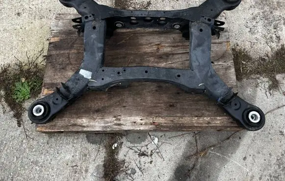 Mercedes-Benz GL X166 Rear axle beam 