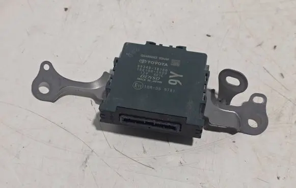 Toyota C-HR I Other control units/modules 8934010100 10R059781 1881005600