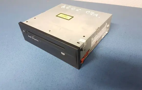 Navigation unit CD/DVD player