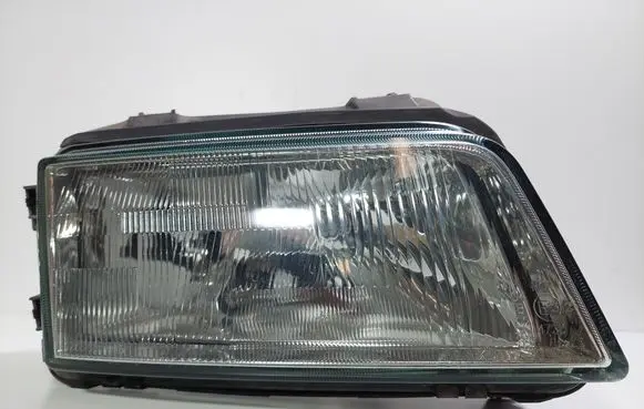 Audi A4 S4 B5 8D Headlight/headlamp 1307022195