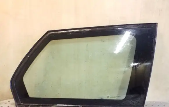 Citroen C4 Grand Picasso Rear side window