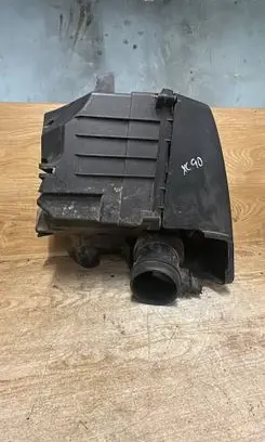 Volvo XC90 Air filter box 30636845