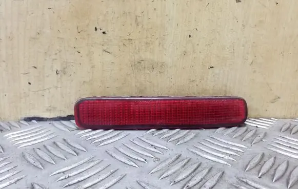 Toyota Corolla Verso AR10 Rear tail light reflector 020003