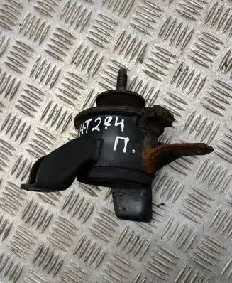 Engine mount bracket