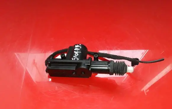 Volkswagen Polo IV 9N3 Central locking motor 932037992