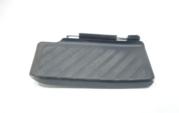 Volkswagen PASSAT B8 Foot rest pad/dead pedal 5Q1864777C