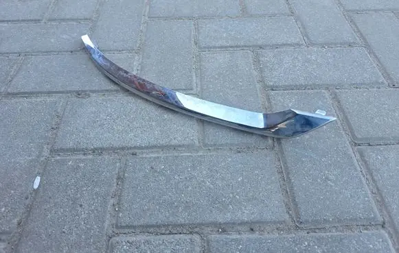 Volvo XC90 Rear bumper trim bar molding 31383856