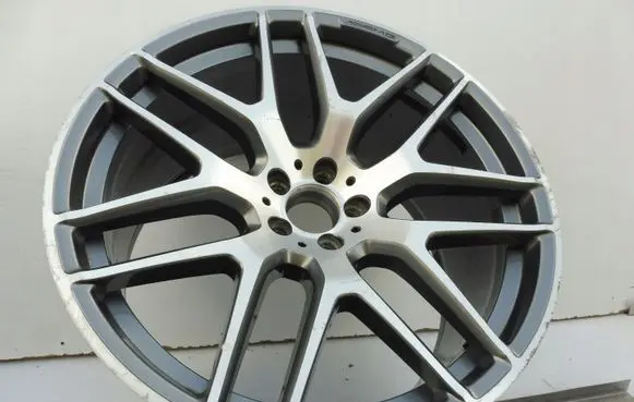 Mercedes-Benz GLE (W166 - C292) R22 alloy rim A2924012500
