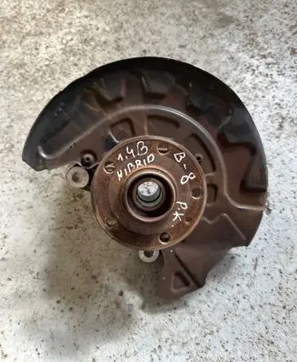 Volkswagen PASSAT B8 Front wheel hub 5Q0407257a