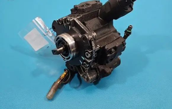 Volvo S40 Fuel injection high pressure pump 9654615580 IMPRK1547916