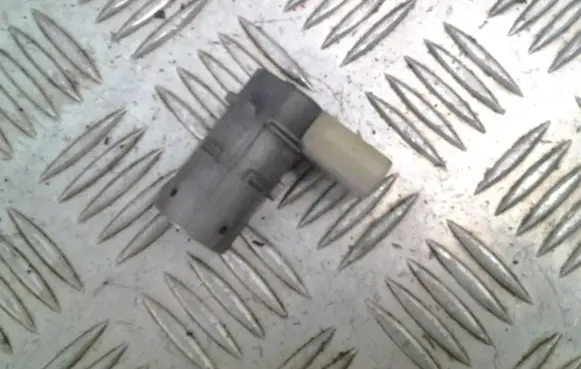 Audi A4 S4 B6 8E 8H Parking PDC sensor 7H0919275C