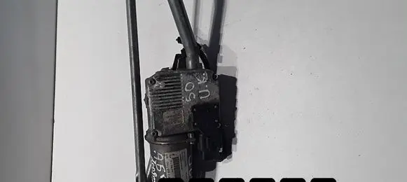 Audi A5 8T 8F Front wiper linkage and motor 8T2955119D