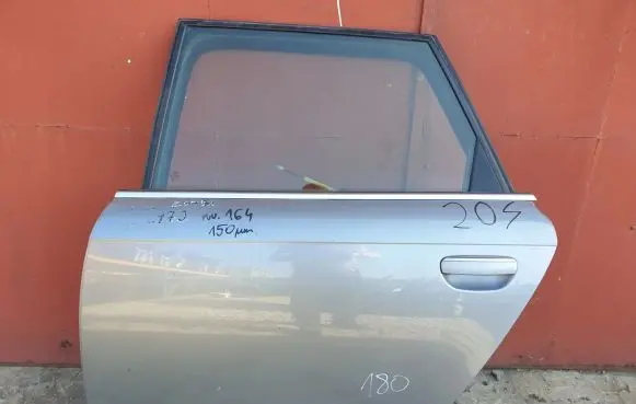 Audi A6 S6 C6 4F Rear door