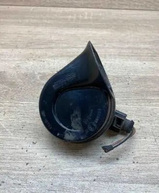 Audi A4 S4 B8 8K Horn signal 000209 4D0971992