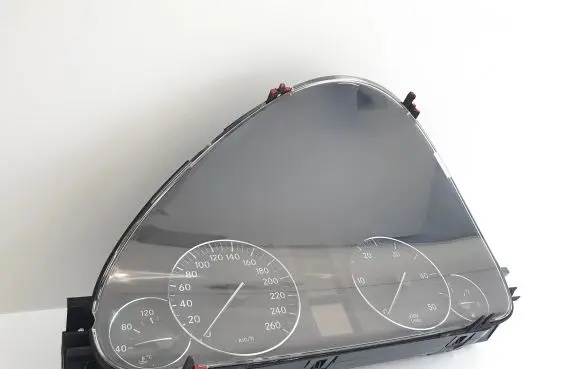 Mercedes-Benz C W203 Speedometer (instrument cluster) A2035404947