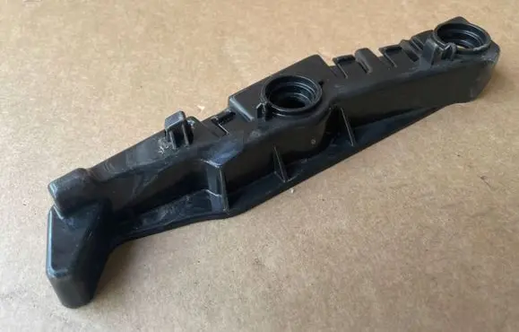 Audi e-tron Front bumper mounting bracket 4KE807284