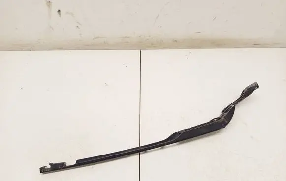 Audi A6 S6 C6 4F Front wiper blade arm 