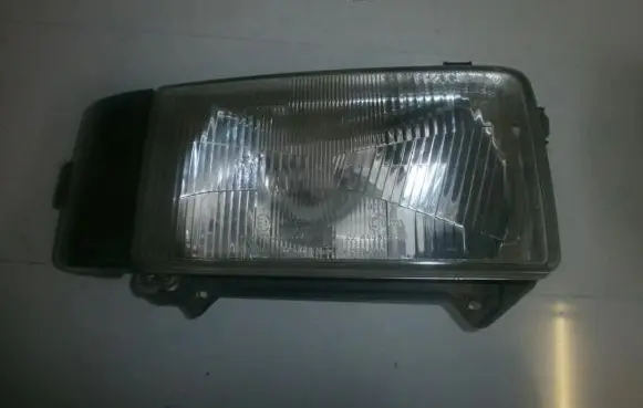 Volkswagen Transporter - Caravelle T4 Headlight/headlamp 30113637000
