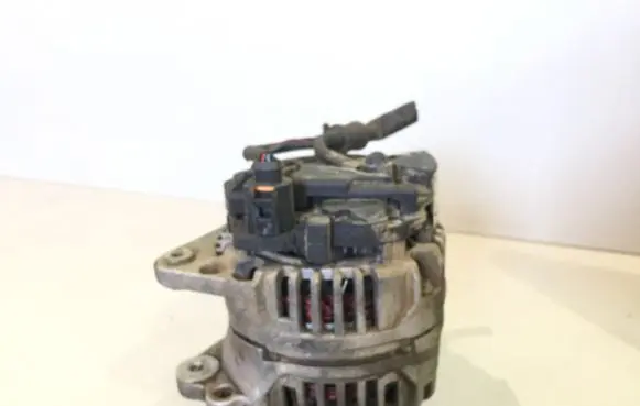 Volkswagen Caddy Generator/alternator 111446 YY13166 L393860