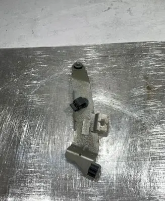 Fiat 500 Abarth Muffler mount bracket/holder 55222834