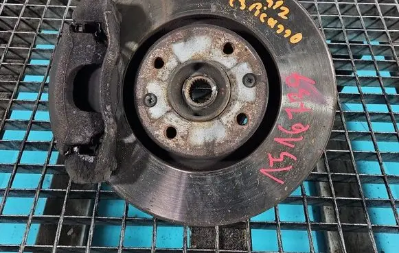 Citroen C3 Picasso Front wheel hub spindle knuckle IMPRK1516739
