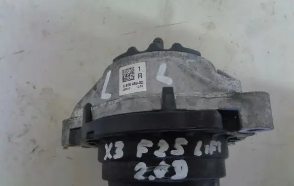 BMW X3 F25 Engine mount bracket 6868489