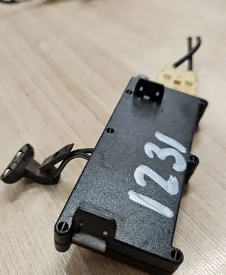 Volvo V50 Antenna control unit 28019207 30737918