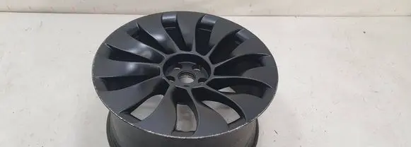 Tesla Model Y R21 alloy rim 118822700C