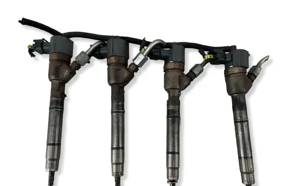 Hyundai ix20 Fuel injectors set 0445110320