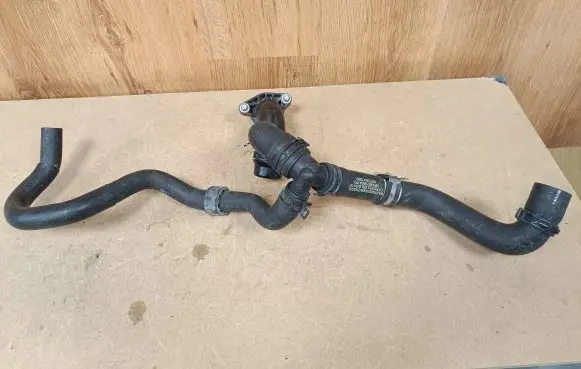Mercedes-Benz GLC X253 C253 Engine coolant pipe/hose A2058301302 A2742000300