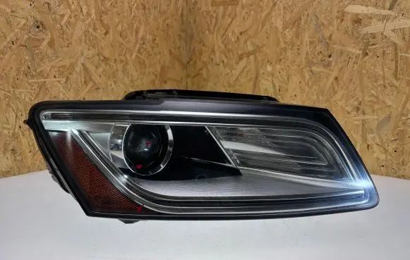 Audi Q5 SQ5 Headlight/headlamp C07230